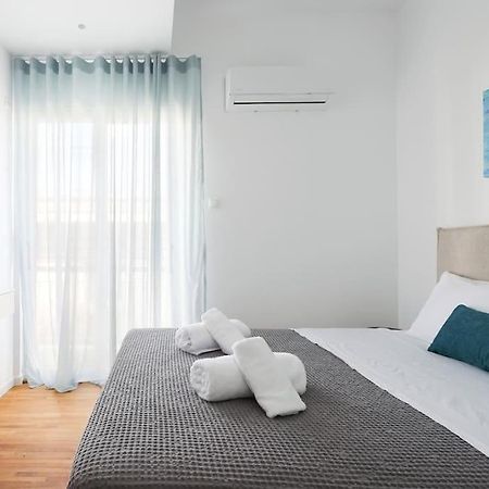 Blue Delta Apartment Palaio Faliro Athena Bagian luar foto