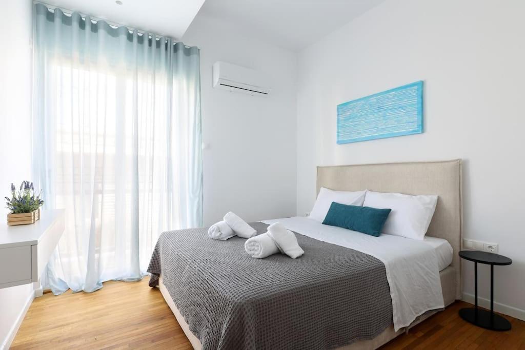Blue Delta Apartment Palaio Faliro Athena Bagian luar foto
