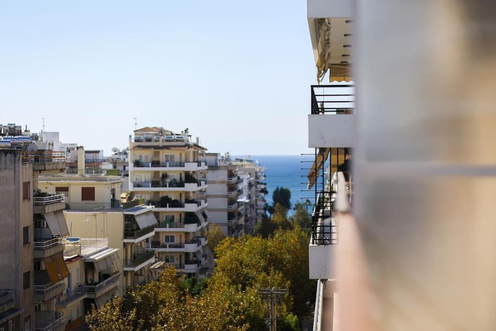Blue Delta Apartment Palaio Faliro Athena Bagian luar foto